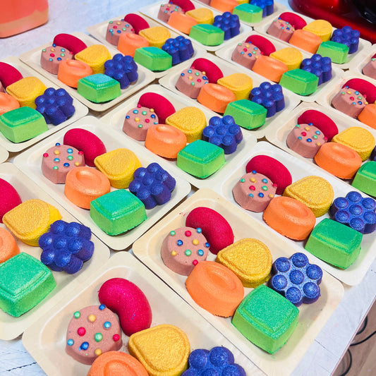 Tray of Candy Crush Bath Bombs 330gms RETAIL