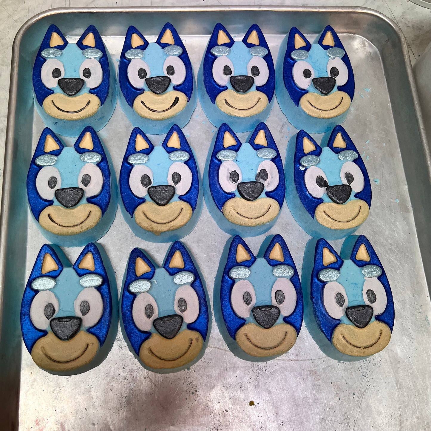 10x Bluey or Bingo Face  Bath Bombs  WHOLESALE