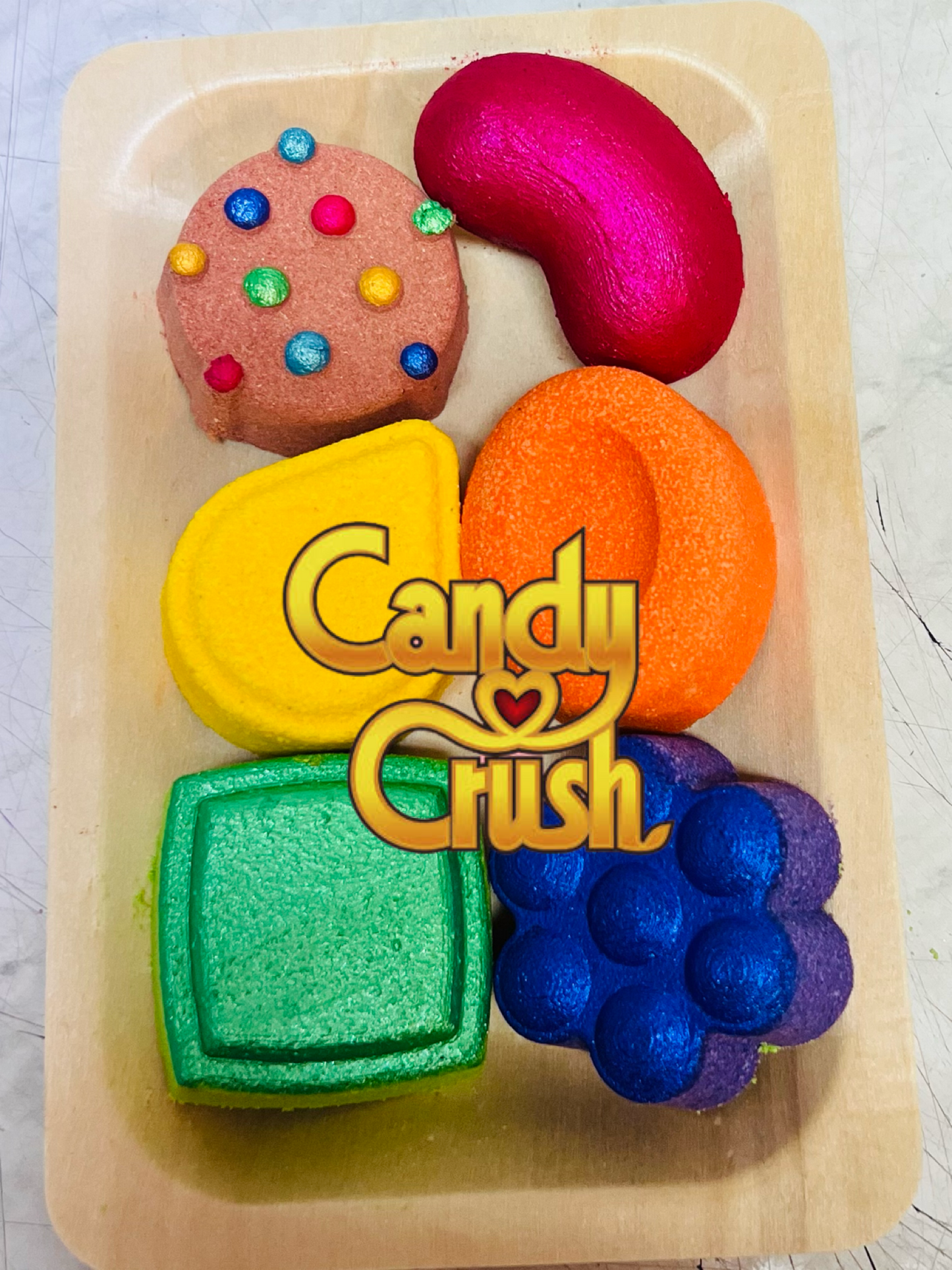 WS2023 x10 Trays of Candy Crush Bath Bombs 330gms